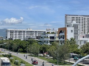 cho thuê toà nhà 4 tầng mặt tiền vcn phước hải - có thang máy & thang hàng