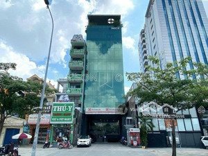 tòa nhà mặt tiền cộng hòa, q. tân bình - dt: 10x30m - hầm 8 tầng - hđt: 300 triệu - giá: 55 tỷ