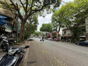 bán nhà mặt phố trần hưng đạo, hoàn kiếm, hà nội, giá siêu hời chỉ với 375 tỷ, 383 m2