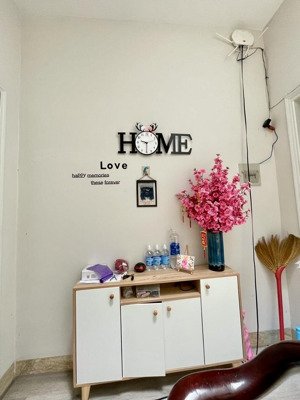 căn nhà đẹp 3 tầng - full nội thất - gần ngã tư thủ đức - hẻm xe hơi, giá chỉ nhỉnh 8 tỷ