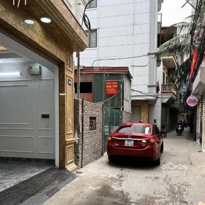 nhỉnh 7 tỷ, nhà khương trung, 40m2*5 tầng, 30m ra ngõ ô tô, gần hồ đầm hồng