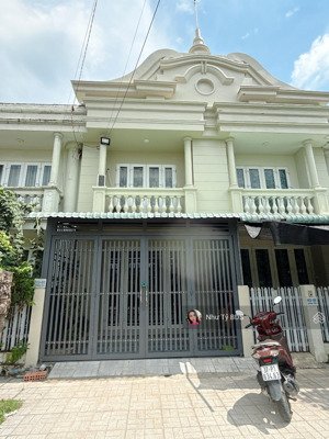 nhà đẹp - giá đẹp - vị trí đẹp!!! shr đã hoàn công ! hướng nam mát mẻ!!! em như nhận ký gửi nhà đât