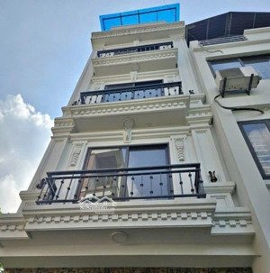 bán nhà đẹp thang máy phố dương văn bé, hbt, hàng xóm times city. dt 37m2 5 tầng 3ngủ full nội thất