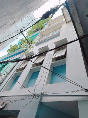 5 tỷ nhà 5 tầng góc 2mt bùi viện - trung tâm giải trí quận 1 | 25m2