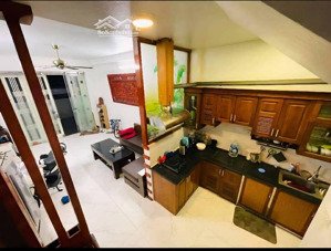 bán nhà phố vạn phúc trung tâm ba đình. dt 48m2. sổ đỏ đẹp. giá 8.3 tỷ