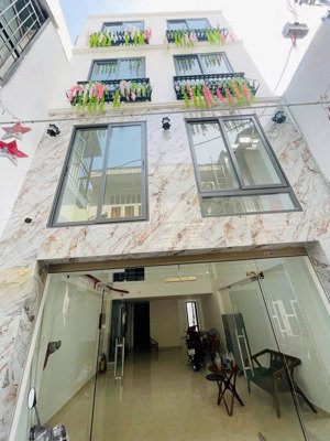 bán chdv đường lê văn sỹ, quận 3. dt: 4,8 x 17m, nh 6m. 15p chdv. giá 21 tỷ