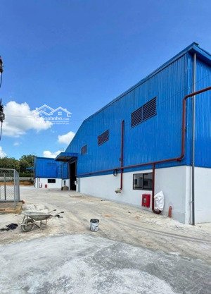 bán nhà xưởng vĩnh tân tân uyên bình dương diện tích 39.000m2 giá 215 tỷ đang thu nhập 1,72 tỷ/1 th
