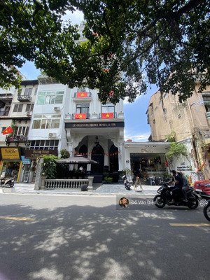 bán nhà mặt phố cửa nam, 90m2, 8 tầng + 1 bán hầm, mt6m, giá bán 68 tỷ