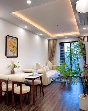 cho thuê căn 2 ngủ full đồ có thể về ở ngay hoàng huy commerce giá 11 triệu/th bao phí quản lý.