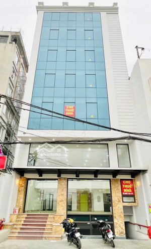 chính chủ cho thuê nhà cầu giấy 160m, 7 tầng thông sàn, thang máy, pccc đầy đủ giá chỉ 130tr