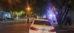 bán nhà mặt phố phạm khắc quảng, giang biên. 75m2, 5 tầng thang máy, mt: 6.5m, 26 tỷ. kinh doanh.