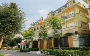 biệt thự an khang 200m2 góc đường ngô thì nhậm cần bán nhanh, giá 40 tỷ