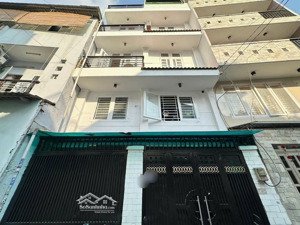 bán nhà giảm 600tr thích quảng đức, q phú nhuận. giá 6tỷ8. dt 60m2. hẻm xh 5m