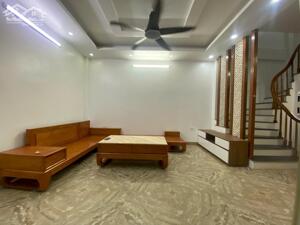 BÁN NHÀ PHỐ TÂY TRÀ – HOÀNG MAI, 1 NHÀ RA MẶT PHỐ, 5 TẦNG MẶT TIỀN RỘNG, NHÀ ĐẸP NỞ HẬU.