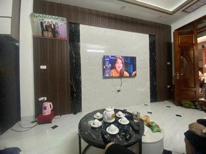 cần bán nhà đẹp phú thượng, sát cạnh ciputra đẳng cấp, full nội thất, 30m ra ô tô tránh, ở ngay