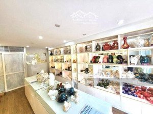 cho thuê nhà mặt phố vũ trọng phụng, diện tích: 55m2x5tầng, mặt tiền :5,5m, vị trí cực đẹp