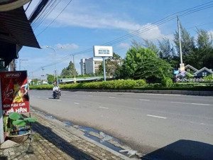 cho thuê nhà mặt tiền nguyễn văn linh gần siêu thị mega cần thơ giá 15 triệu