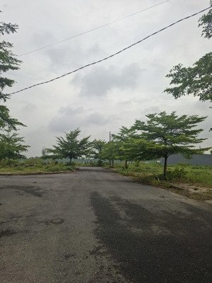 sụp hầm!!! kđt sentosa.diện tích 108m2 .ngang 6m.dài 18m.hướng đông.giá sụp hầm.2ty480