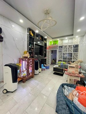 hẻm ô tô - nhà to 66m2 - p5 - thích quảng đức phú nhuận - 7.6 tỷ