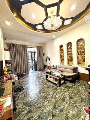 bán nhà hẻm 158 hoàng hoa thám, p12, tân bình (4,5*15) cạnh ga t3 chỉ hơn 10 tỷ