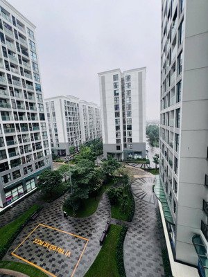 cho thuê căn hộ 2pn1vs tại vinhomes symphony diện tích 58m2, full nội thất đẹp giá chỉ 12tr/tháng