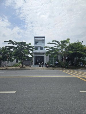 cho thuê nhà mới trệt 2 lầu mặt tiền đường vĩnh phú 41, long thượng, cần giuộc