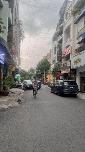 hot hot! góc 2mt hẻm 10m kinh doanh đường thành thái chỉ 9,8 tỷ tl