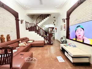 bán nhà lạc long quân, sát quận uỷ, 81m, mt 4.5m, phân lô, oto tránh - 2 thoáng - 28tỷ