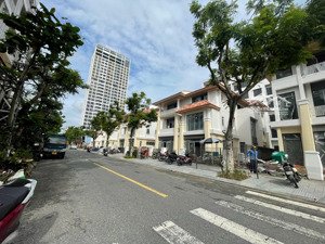 bán nhà đẹp 2 tầng mặt tiền đường 7m5 hoài thanh, mỹ an, ngũ hành sơn