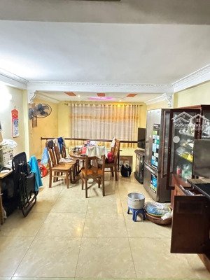 bán nhà hoàng hoa thám - kết nối giao thông tiện lợi, 10m ra mặt phố, trước nhà thoáng rộng!!