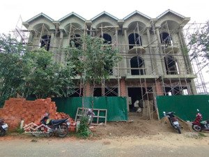 nhà mặt tiền hoàn thiện mới phường 7, đà lạt