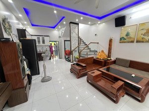 mr.tuấn:nhà 3 tầng 45m ô tô đỗ cửa vân tra, an đồng, an dương giá chỉ 2,2 tỷ!