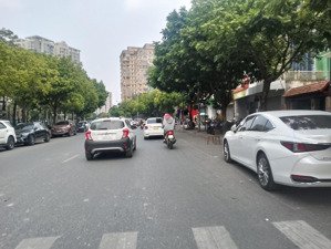 độc nhất! bán lô đất phố vũ phạm hàm, ô tô tránh, kd, gần phố, thông số đẹp, 55m2*mt5.2, 20 tỷ