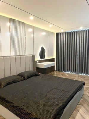 bảo linh hoàn kiếm 70m2 x 5 tầng, nhà mới cứng mặt phố ở sướng