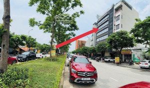 chủ cần bán tòa nhà văn phòng, mặt lê quang đạo, trục đường 40m, vỉa hè 10m, kinh doanh sầm uất