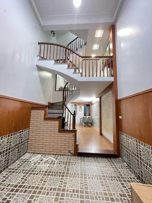 bán nhà định công hạ 32m2 6 tầng mặt tiền 3.3m 5.9 tỷ định công hoàng mai .