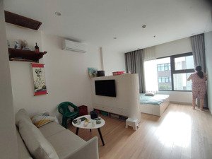 chính chủ cho thuê chung cư vin smart city tầng 4, tòa s401, giá 7.5 triệu tháng.