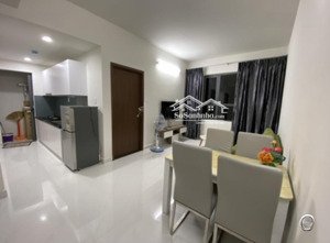 cho thuê green river căn 2 phòng ngủ-2wc giá 11tr/tháng đầy đủ nội thất, cách quận 5,10 8 phút.