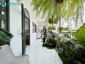 cho thuê căn tách bếp - sân vườn riêng tại phòng - nhiều mảng xanh