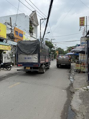 mặt tiền chợ hiệp thành. 5x18 88m2. nhà 2 tầng. kd đỉnh hơn 6 tỷ
