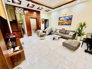 phân lô - phố tây sơn - 6 tầng thang máy - full nội thất - cách mp 10m - ngay ngã tư thái hà