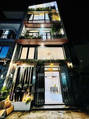 siêu phẩm nhà 66m2 hẻm xe hơi 6m đường trường sa phường 12 quận 3. giá 2tỷ390 triệu.