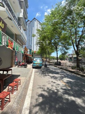 bán nr 35m2 tại bờ sông sét, 9,5 tỷ, 3pn, 4wc, 5 tầng, đông nam, hoàng mai, hn