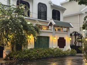 cho thuê villa xuân thủy, thảo điền