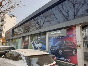 siêu mặt phố vàng võ chí công, rất hiếm có vị trí và diện tích đẹp giá đã hạ chào, giảm kịch sàn