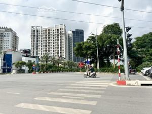 chủ cần bán gấp lô đất tại âu cơ - nhật tân - tây hồ - ngõ ô tô - giá chỉ hơn 17 tỷ