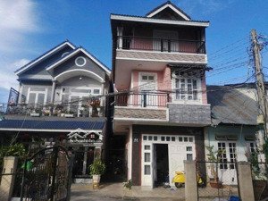 bán nhà 3 tầng đường triệu việt vương phường 4, tp. đà lạt diện tích 53.2m², tiện ích đầy đủ