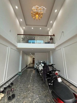 bán nhà phan đình giót 70m, 7 tầng thang máy ga ra ô tô kinh doanh