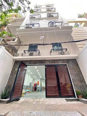 chính chủ cho thuê nhà nguyễn thị định- đỗ quang 75m2x5 tầng, tô tải đỗ cửa, đường 3 làn ôtô, 28tr