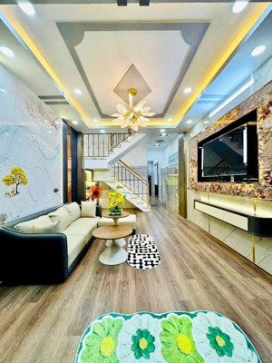 bán nhà 50m2 chính chủ, hoàng hoa thám - phường 5 - bình thạnh, sổ hồng riêng